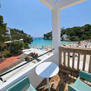https://hostal-playa.balearic-islands.net
